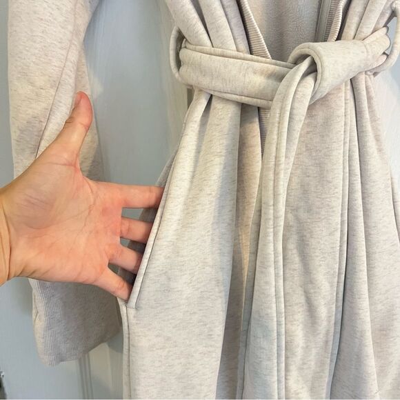 UGG OATMEAL KAROLINE ROBE, MEDIUM - Picture 2 of 8